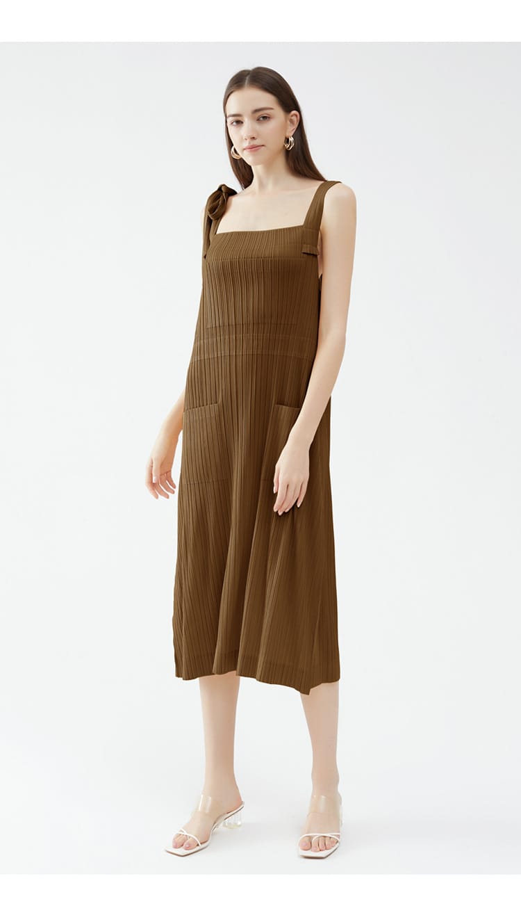 Miyake pleated mid-length solid color pocket halter