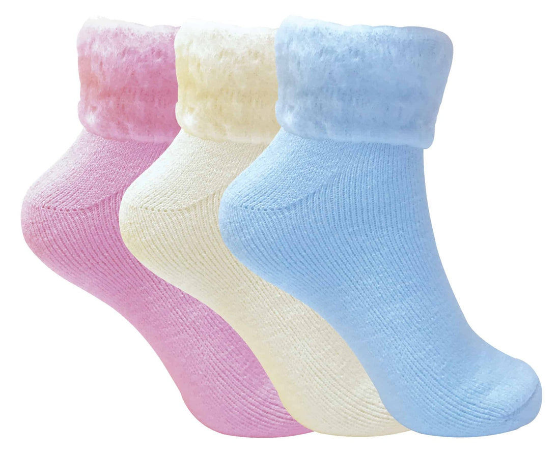 3 Pairs Ladies Pastel Fluffy Warm Bed Socks - Nexellus