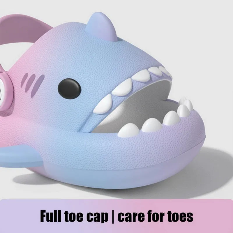 New gradient shark cartoon kids’ slippers - trendy beach