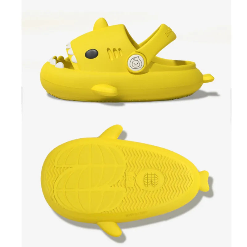 New gradient shark cartoon kids’ slippers - trendy beach