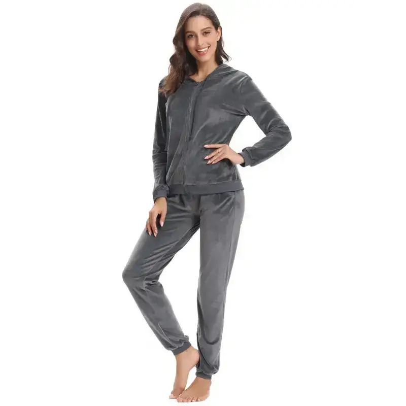 Casual/ comfortable and stylishwomen&#39;s velvet suit Nexellus