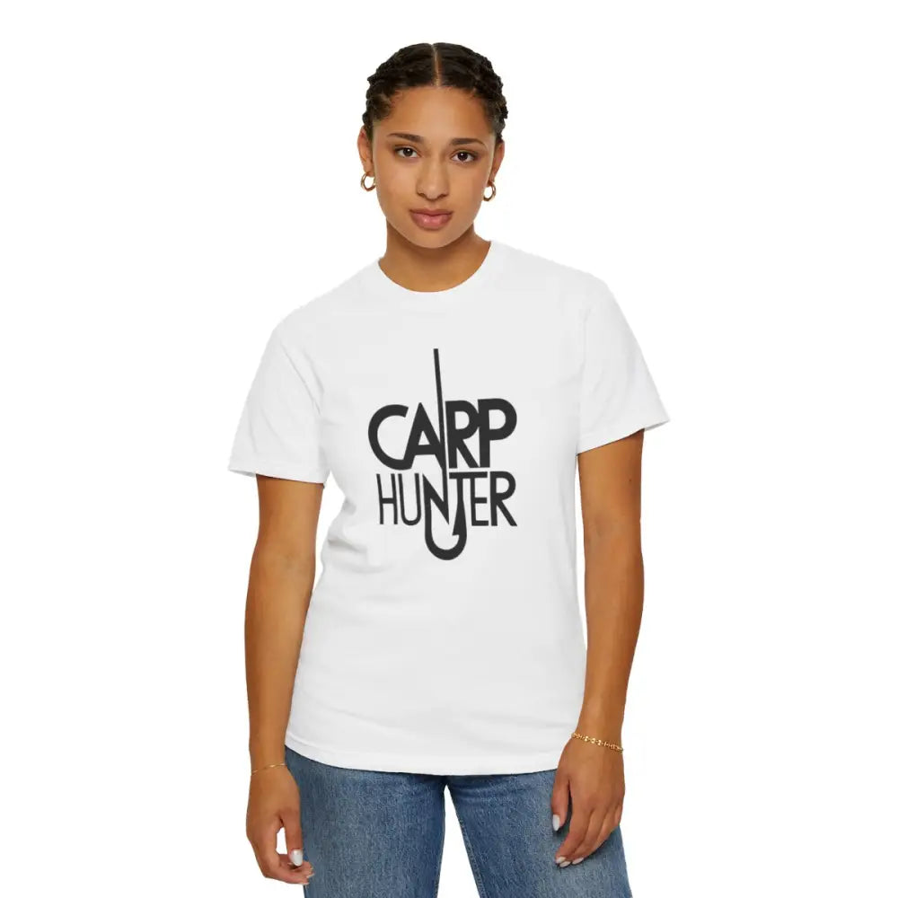 Catch carp in style with our “carp hunter” unisex