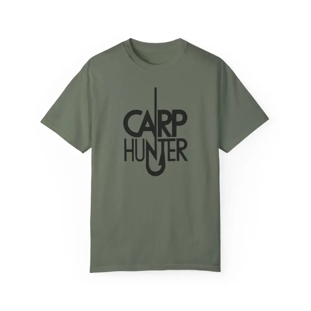 Catch carp in style with our “carp hunter” unisex