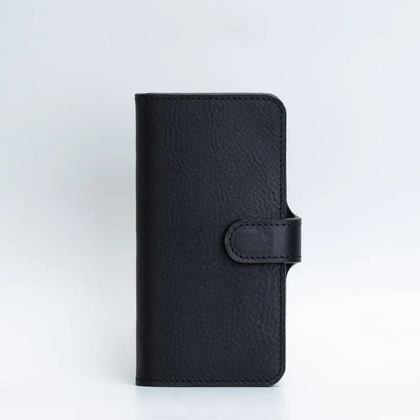 Full-grain leather folio wallet with magsafe - spindly