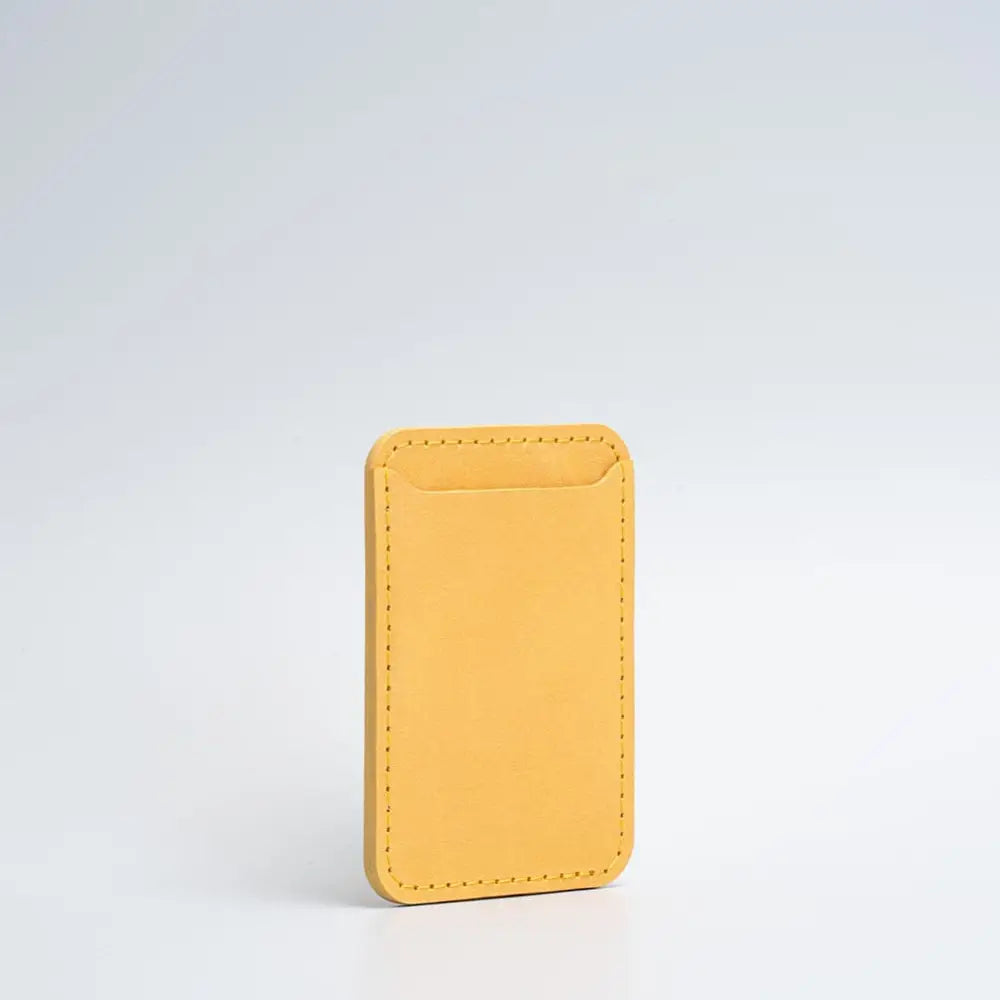 Full-grain leather magsafe wallet - classic - Mustard Yellow