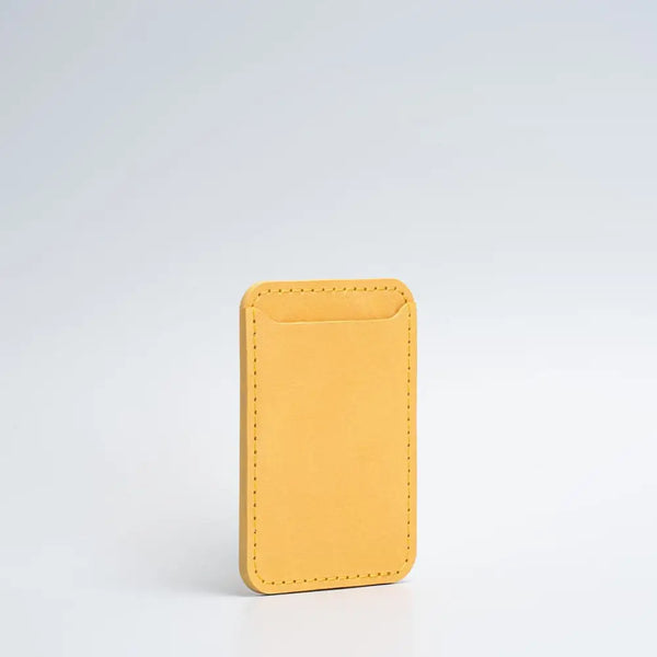 Full-grain leather magsafe wallet - classic - Mustard Yellow