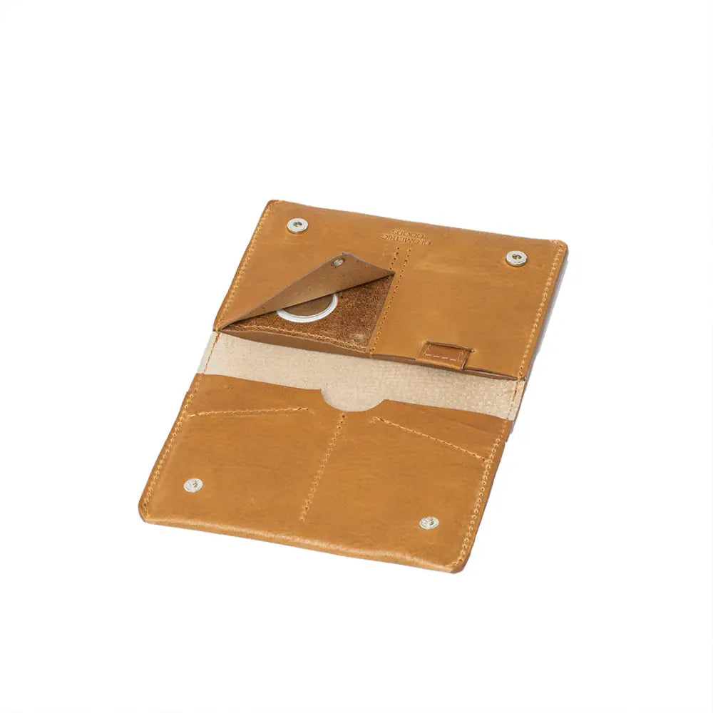 Leather airtag travel wallet - Camel