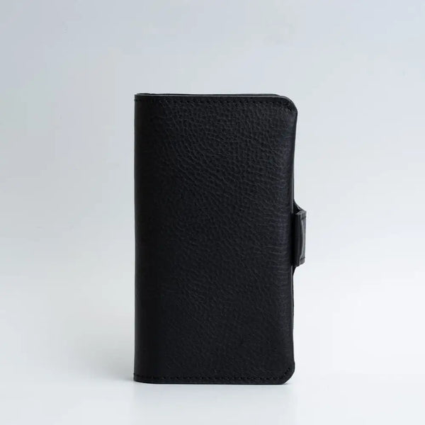 Leather iphone folio wallet with magsafe - the minimalist