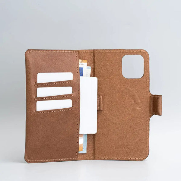 Leather iphone folio wallet with magsafe - the minimalist