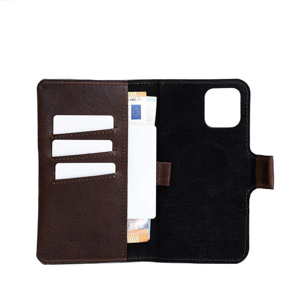 Leather iphone folio wallet with magsafe - the minimalist