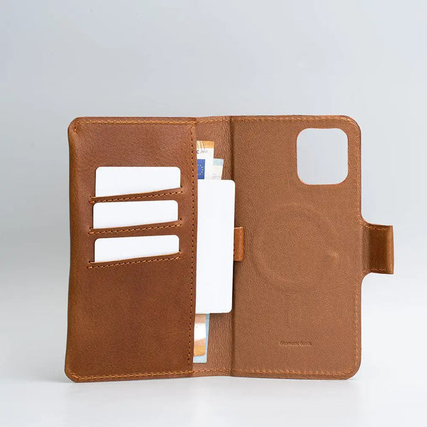 Leather iphone folio wallet with magsafe - the minimalist