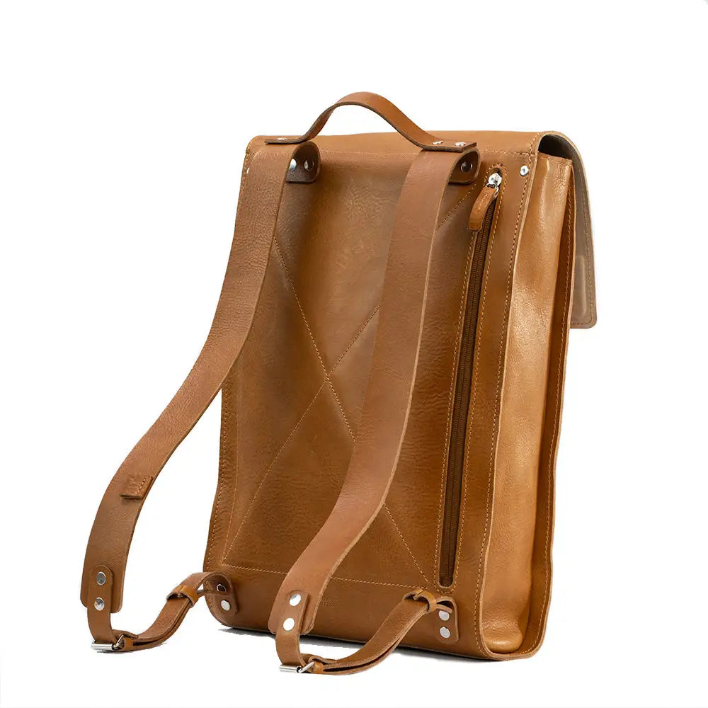 Leather laptop backpack - the minimalist (camel) - Camel