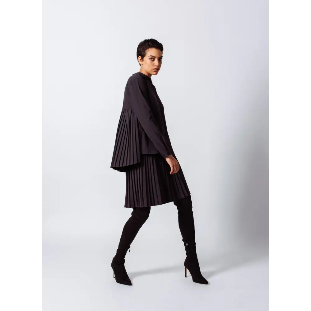 Luxe Black Pleated Skirt - Nexellus