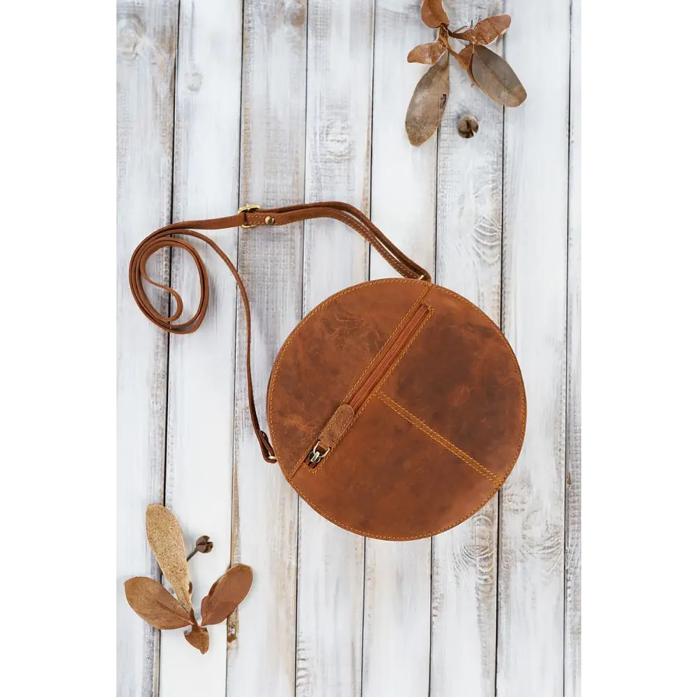 Natural leather bag galanter