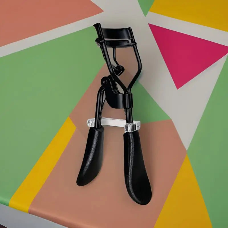 Padded eyelash curler | cruelty free paraben free vegan