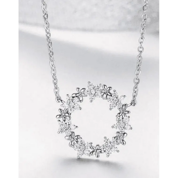 Silver Floral Pendant Necklace Jewelry Set - Nexellus