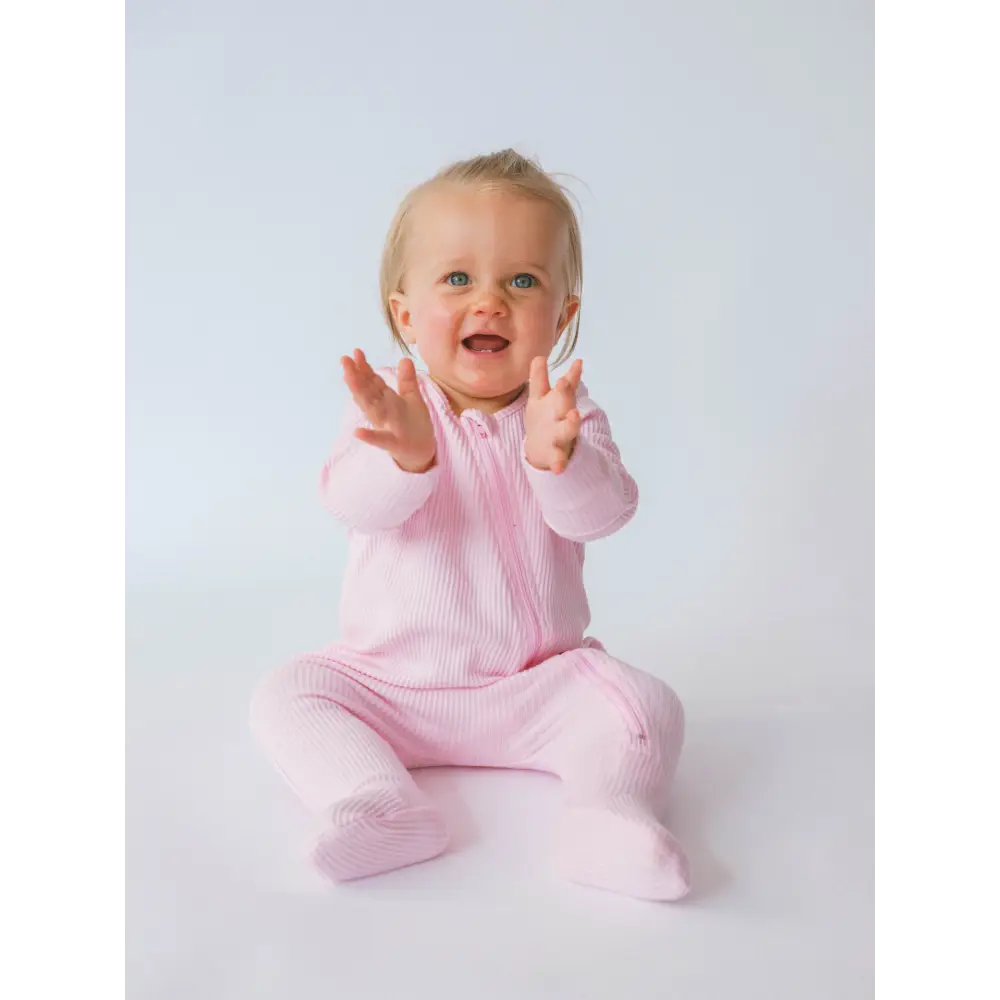 Sweet pink sleepsuit - 0-3M