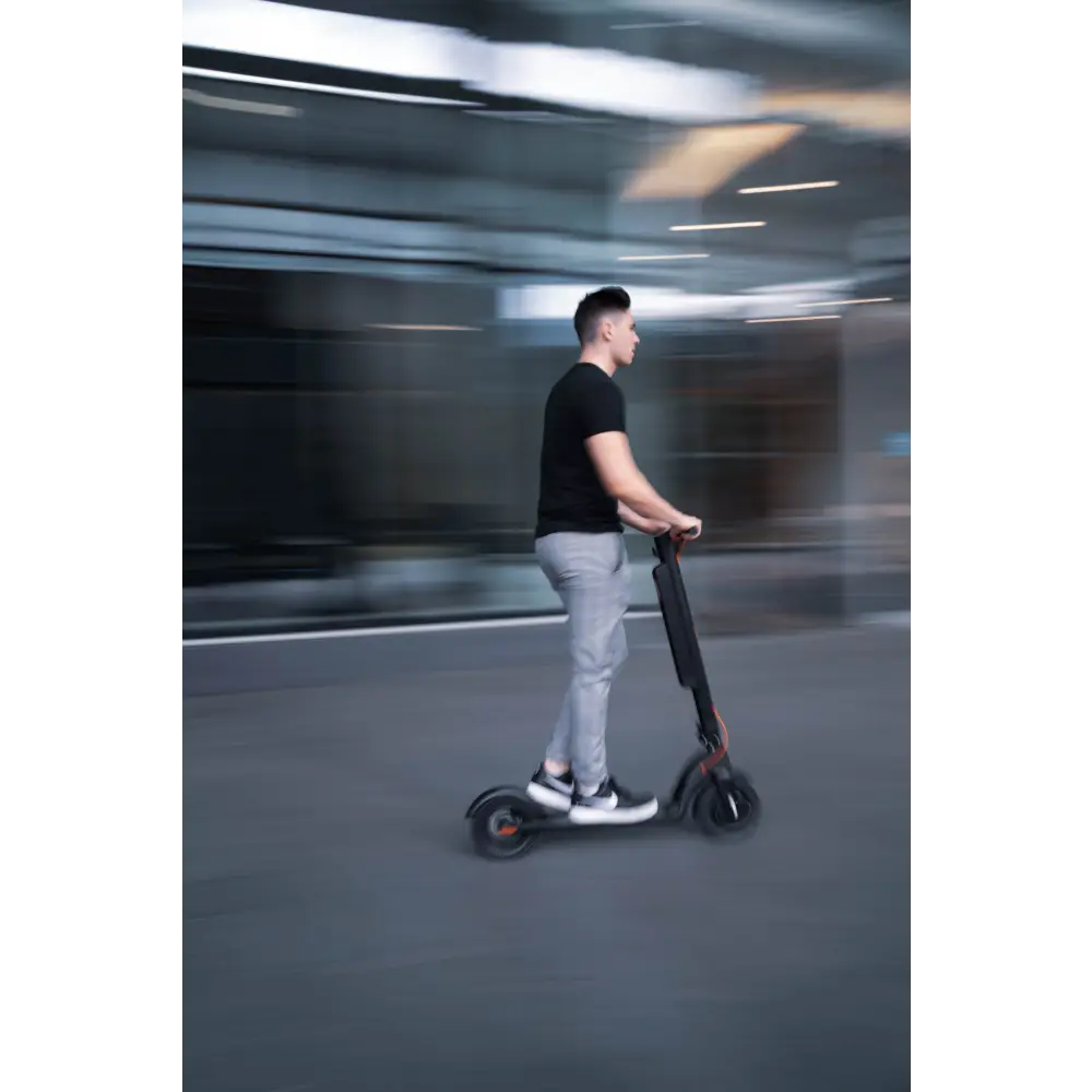 The official cruzaa commuta e-scooter 45km range - 25kmh