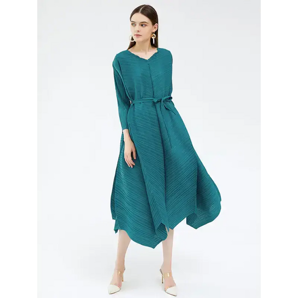 Women’s three quarter length sleeves pullover style luster a line midi Nexellus