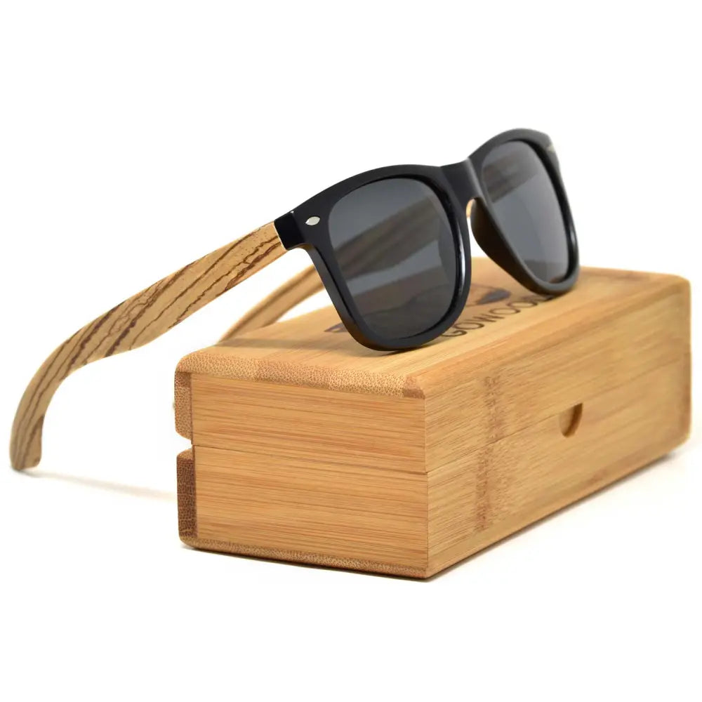 Zebra wood classic style sunglasses with black polarized lenses Nexellus