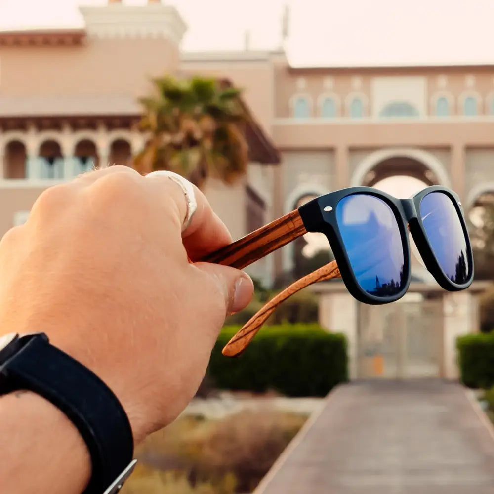 Zebra wood classic style sunglasses with blue mirrored